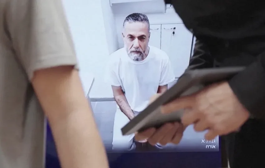  Hussam Abu Safiya, médico palestiniano detido, está em estado crítico