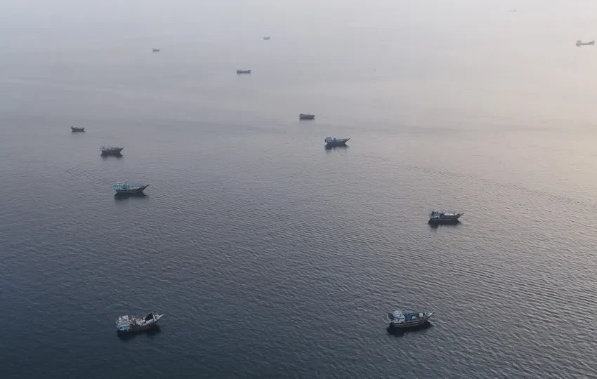  EUA garantem ter ajudado mais de 900 navios a atravessar Ormuz desde maio